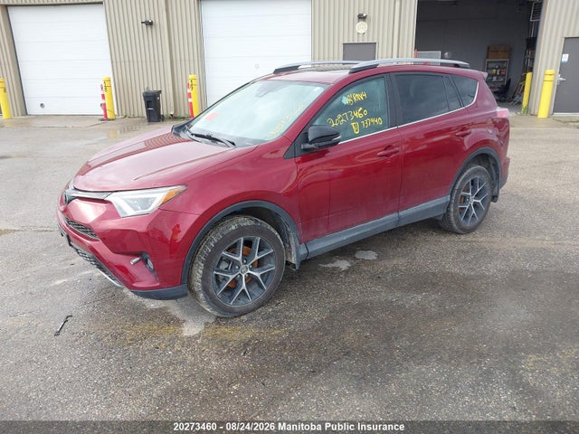 Toyota RAV4 SE 2018 2T3JFREV4JW737940 Image 2