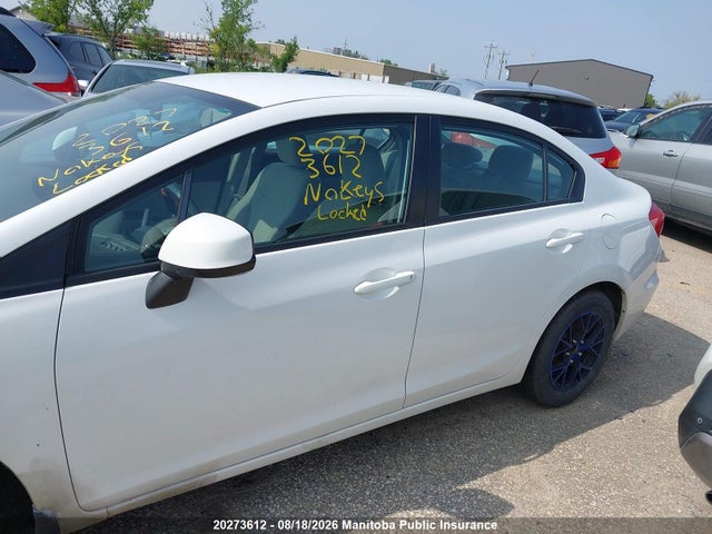 Продажа на аукционе авто 2012 Honda Civic Lx, vin: 2HGFB2F43CH106938, номер лота: 20273612