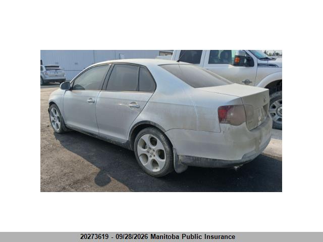 2010 Volkswagen Jetta 2.0 Tdi მანქანა იყიდება აუქციონზე, vin: 3VWJL7AJ9AM041685, აუქციონის ნომერი: 20273619