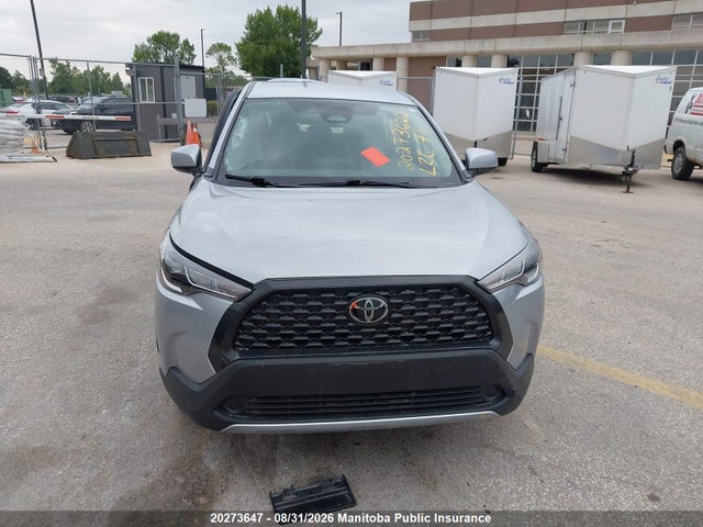Toyota Corolla Cross Le 2023 7MUCAABG7PV058775 Image 13