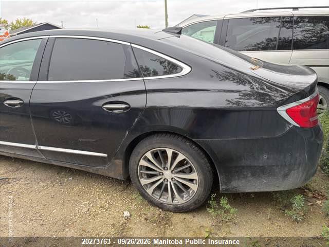 20273763 :رقم المزاد ، 1G4ZR5SS4HU138133 vin ، 2017 Buick Lacrosse V6 مزاد بيع