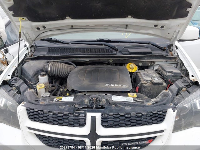 20273784 :رقم المزاد ، 2C4RDGEG7FR723997 vin ، 2015 Dodge Grand Caravan R/t مزاد بيع