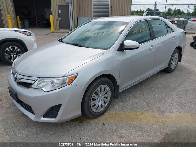 20273807 :رقم المزاد ، 4T1BF1FK6EU372816 vin ، 2014 Toyota Camry Le مزاد بيع