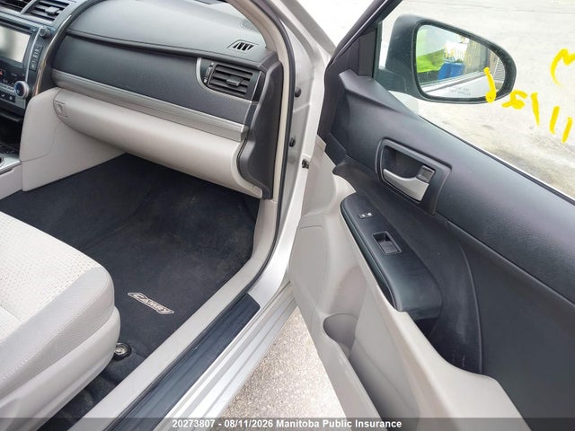 20273807 :رقم المزاد ، 4T1BF1FK6EU372816 vin ، 2014 Toyota Camry Le مزاد بيع