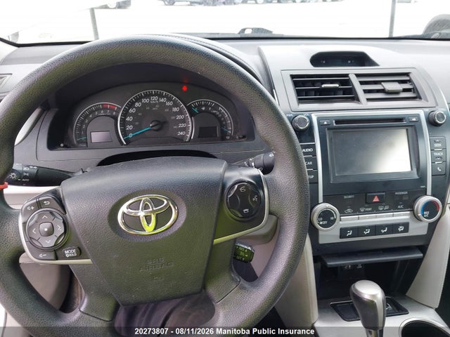 20273807 :رقم المزاد ، 4T1BF1FK6EU372816 vin ، 2014 Toyota Camry Le مزاد بيع