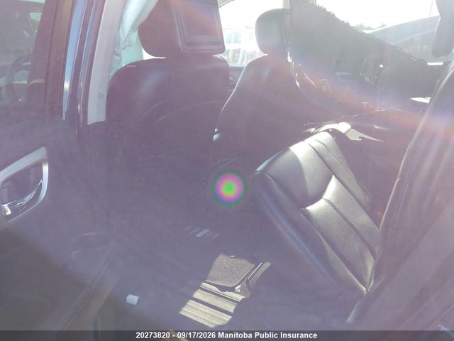 20273820 :رقم المزاد ، 5N1AR2MM8FC673205 vin ، 2015 Nissan Pathfinder Sl مزاد بيع