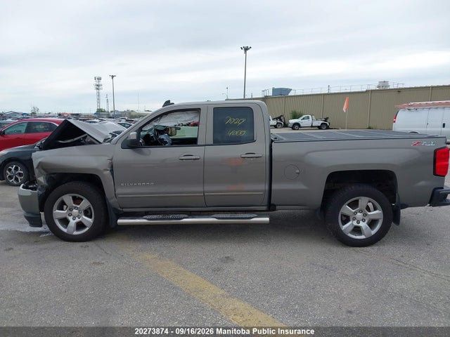 Продаж на аукціоні авто 2017 Chevrolet Silverado 1500 Lt Double Cab, vin: 1GCVKREC9HZ243028, номер лоту: 20273874