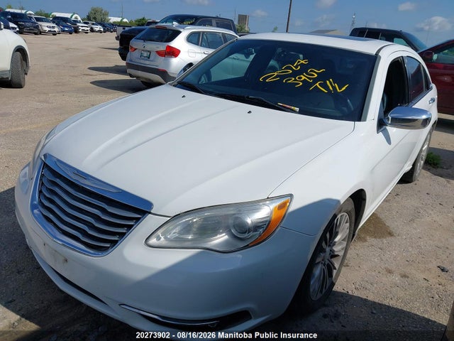Chrysler 200 Limited V6 2014 1C3CCBCG2EN229268 Image 2