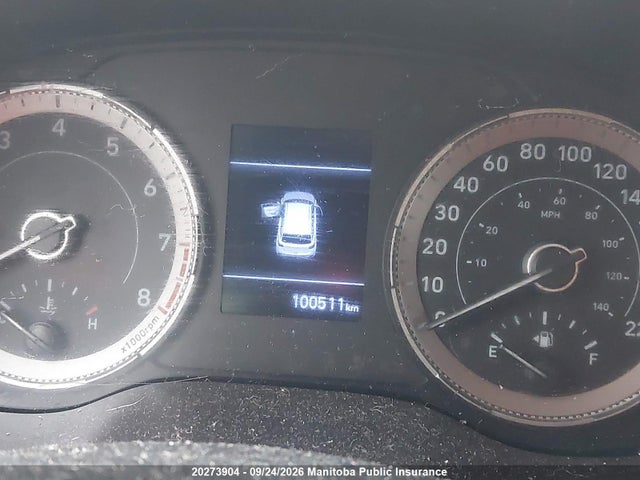 Hyundai Venue Essential 2021 KMHRB8A39MU094320 Image 11