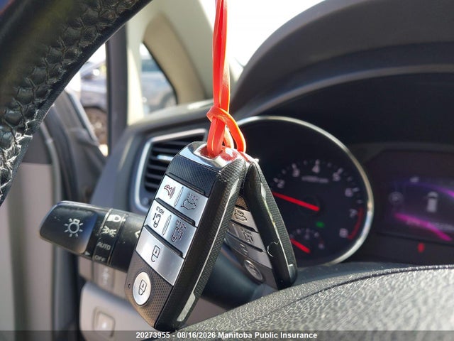 KIA SEDONA LX 2017 KNDMB5C13H6271057 Image 10
