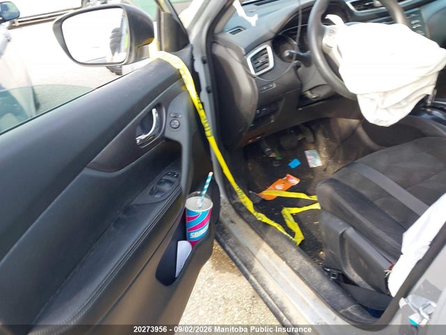 Nissan ROGUE S 2016 5N1AT2MT1GC791736 Image 5
