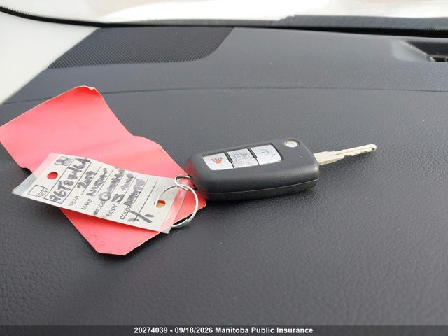 JN1BJ1CR9KW339302 Nissan Qashqai S