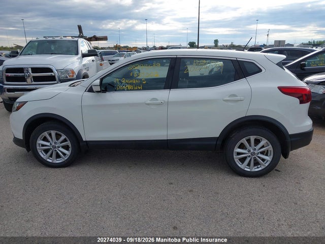 JN1BJ1CR9KW339302 Nissan Qashqai S