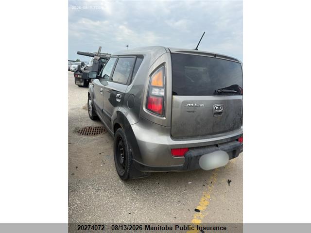 20274072 :رقم المزاد ، KNDJT2A28A7057806 vin ، 2010 Kia Soul 4u مزاد بيع