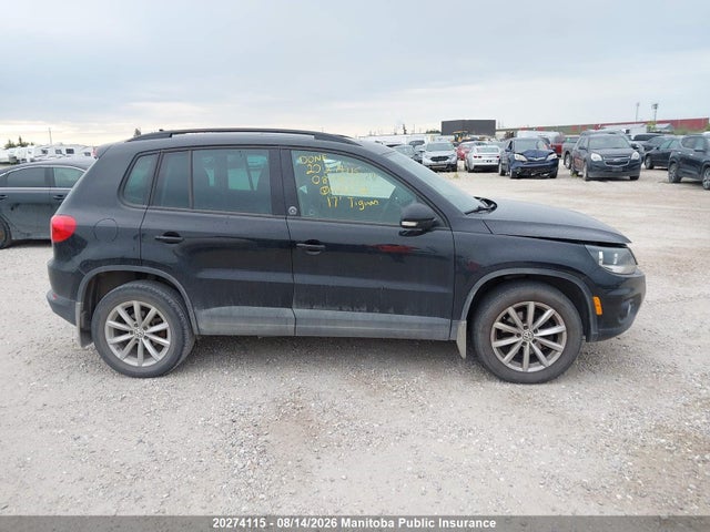 20274115 :رقم المزاد ، WVGNV7AX3HK008214 vin ، 2017 Volkswagen Tiguan 2.0 Tsi مزاد بيع