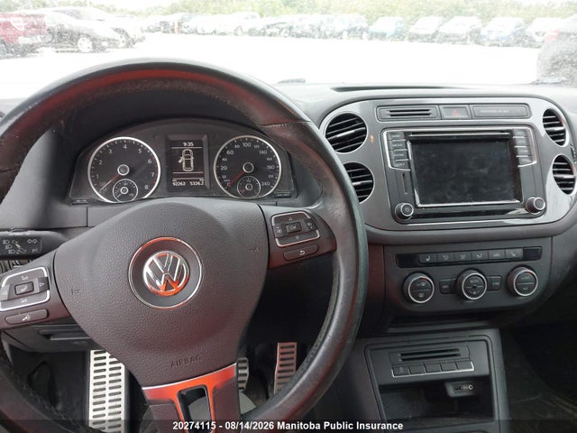 20274115 :رقم المزاد ، WVGNV7AX3HK008214 vin ، 2017 Volkswagen Tiguan 2.0 Tsi مزاد بيع