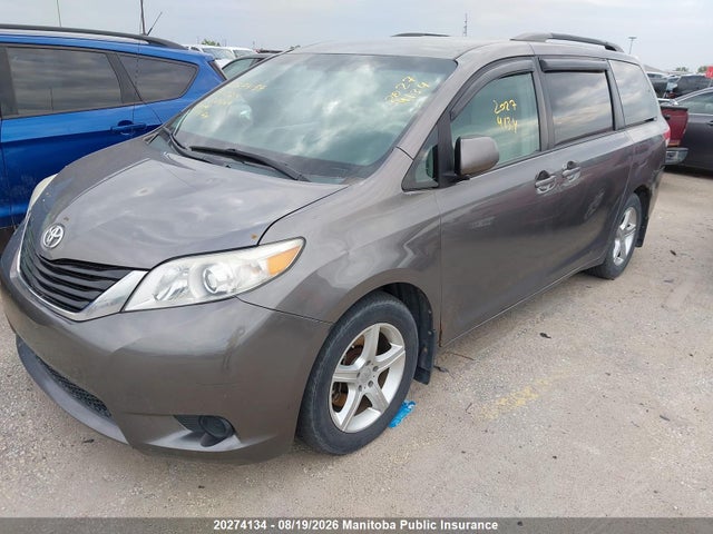 2011 Toyota Sienna Le V6 მანქანა იყიდება აუქციონზე, vin: 5TDKK3DC7BS110214, აუქციონის ნომერი: 20274134