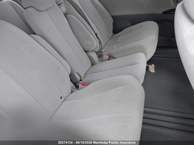 2011 Toyota Sienna Le V6 მანქანა იყიდება აუქციონზე, vin: 5TDKK3DC7BS110214, აუქციონის ნომერი: 20274134