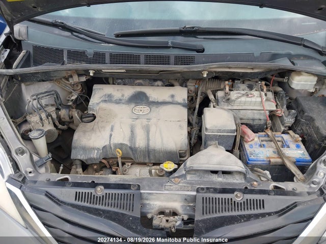 2011 Toyota Sienna Le V6 მანქანა იყიდება აუქციონზე, vin: 5TDKK3DC7BS110214, აუქციონის ნომერი: 20274134