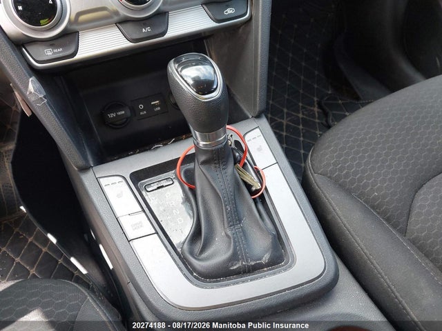 20274188 :رقم المزاد ، KMHD74LF4LU923238 vin ، 2020 Hyundai Elantra Essential مزاد بيع