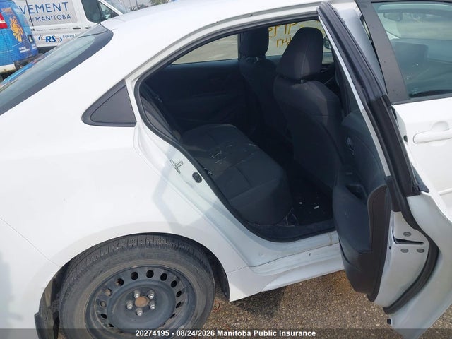 Toyota COROLLA LE 2022 5YFBPMBEXNP337647 Image 7