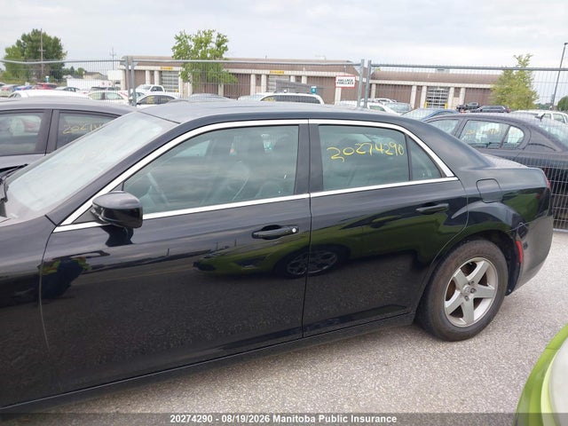 Chrysler 300 Limited 2015 2C3CCAAG8FH766069 Image 13