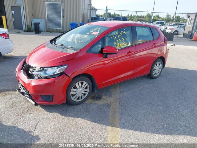 Honda FIT LX 2015 3HGGK5H54FM103421 Image 2