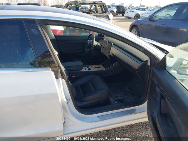 2020 Tesla Model 3 Standard Range Plus 50 მანქანა იყიდება აუქციონზე, vin: 5YJ3E1EAXLF715993, აუქციონის ნომერი: 20274405