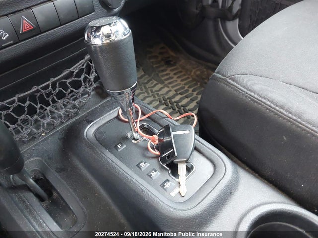 20274524 :رقم المزاد ، 1C4HJWDG1GL177692 vin ، 2016 Jeep Wrangler Unlimited Sport مزاد بيع