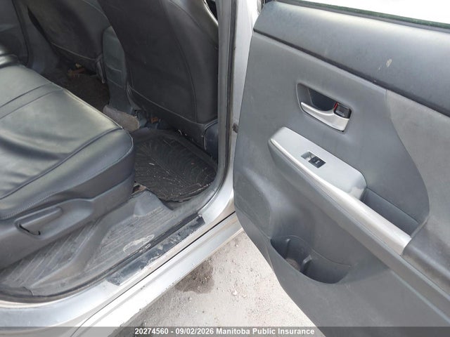 Продажа на аукционе авто 2012 Toyota Prius V, vin: JTDZN3EUXC3119151, номер лота: 20274560