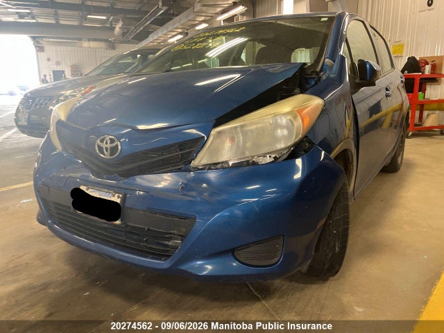 20274562 :رقم المزاد ، JTDKTUD36CD528294 vin ، 2012 Toyota Yaris Le مزاد بيع