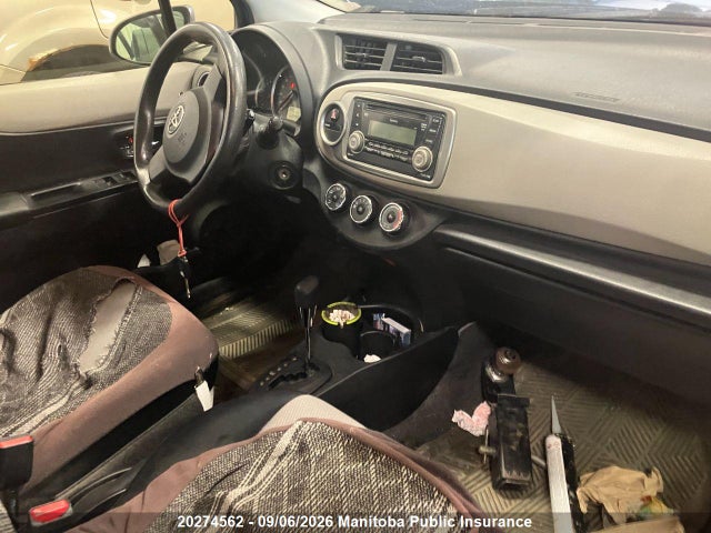 20274562 :رقم المزاد ، JTDKTUD36CD528294 vin ، 2012 Toyota Yaris Le مزاد بيع
