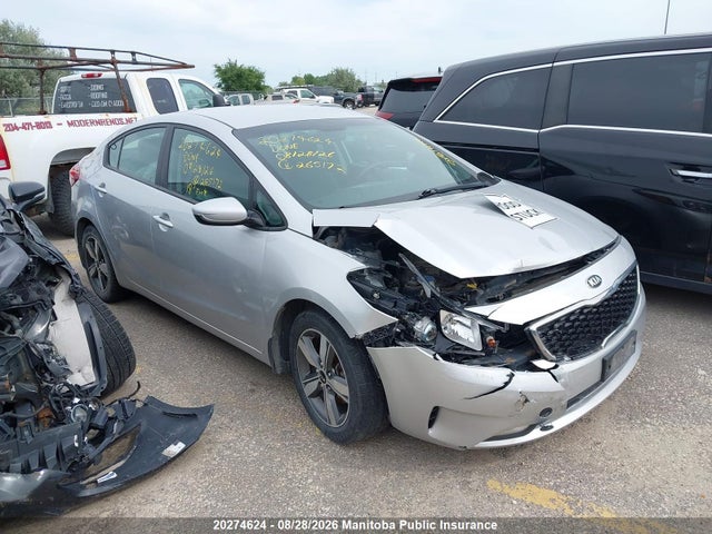 2018 3KPFL4A77JE265172 main image
