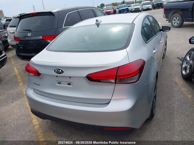 KIA FORTE LX 2018 3KPFL4A77JE265172 Image 16