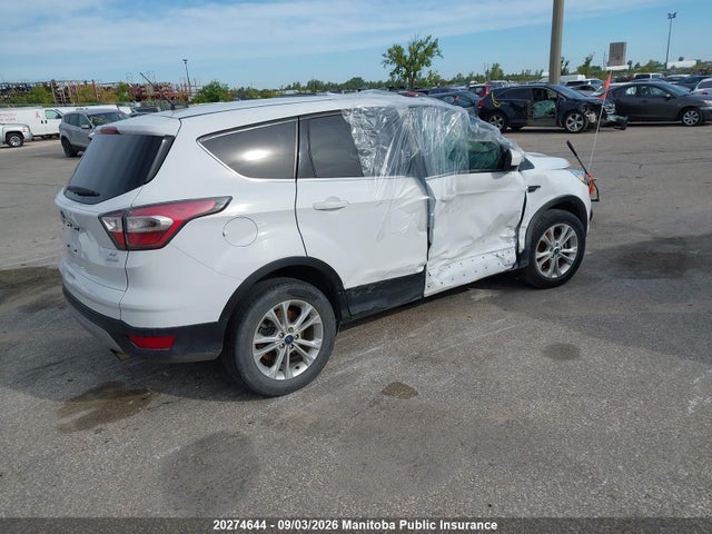 Продажа на аукционе авто 2017 Ford Escape Se, vin: 1FMCU0GD8HUA97121, номер лота: 20274644