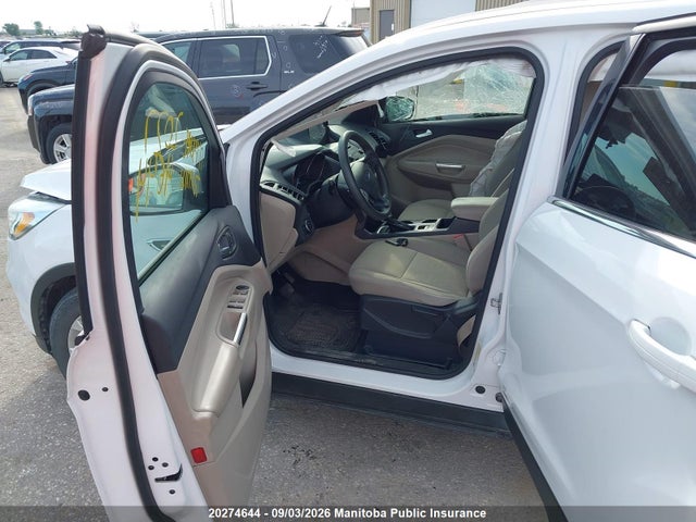 Продажа на аукционе авто 2017 Ford Escape Se, vin: 1FMCU0GD8HUA97121, номер лота: 20274644