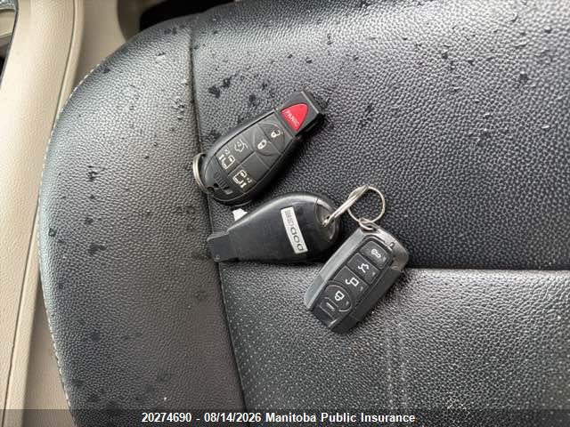 Dodge Grand Caravan Crew 2018 2C4RDGDG5JR295437 Image 11