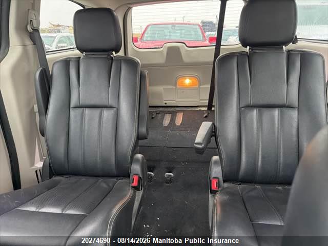 Dodge Grand Caravan Crew 2018 2C4RDGDG5JR295437 Image 8