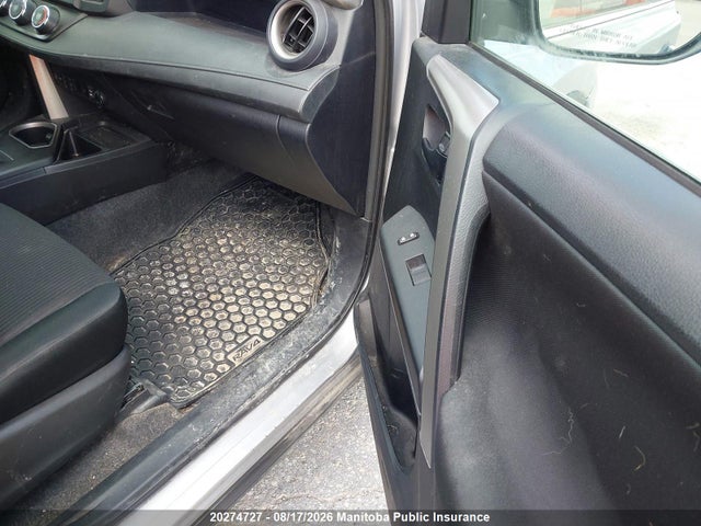 Toyota RAV4 LE 2016 2T3BFREV4GW471896 Image 5