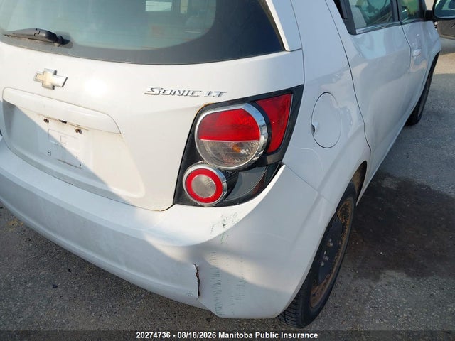Chevrolet SONIC LT 2015 1G1JC6SH8F4194076 Image 18