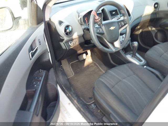 Chevrolet SONIC LT 2015 1G1JC6SH8F4194076 Image 5