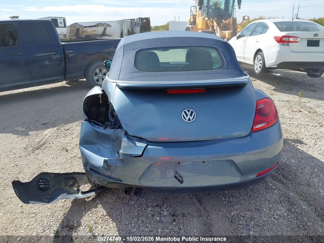 20274749 :رقم المزاد ، 3VW507AT1GM808899 vin ، 2016 Volkswagen Beetle 1.8 Tsi مزاد بيع