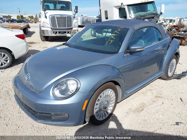 20274749 :رقم المزاد ، 3VW507AT1GM808899 vin ، 2016 Volkswagen Beetle 1.8 Tsi مزاد بيع