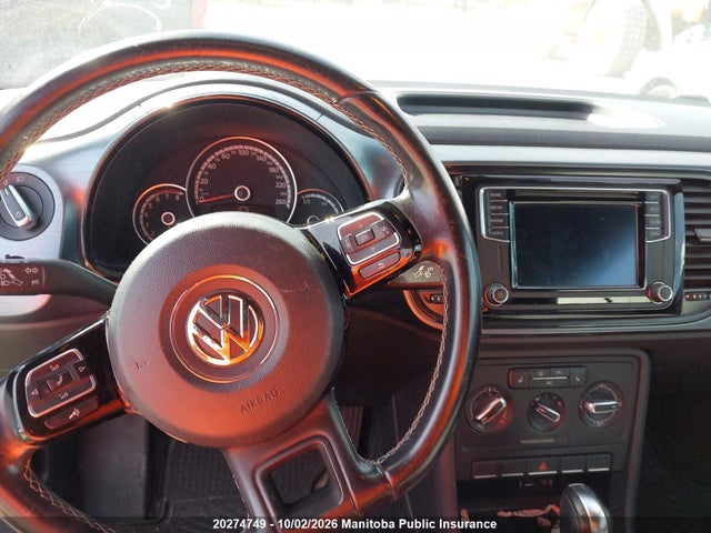 20274749 :رقم المزاد ، 3VW507AT1GM808899 vin ، 2016 Volkswagen Beetle 1.8 Tsi مزاد بيع