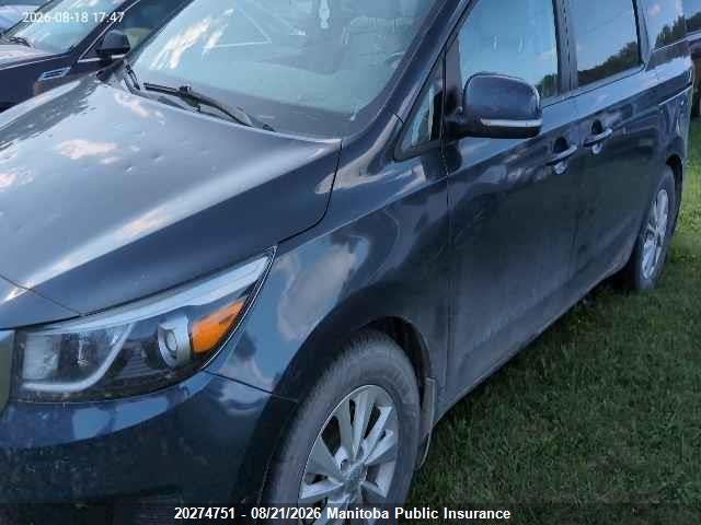 KIA SEDONA LX 2016 KNDMB5C19G6122635 Image 2