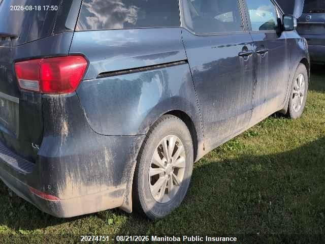 KIA SEDONA LX 2016 KNDMB5C19G6122635 Image 4