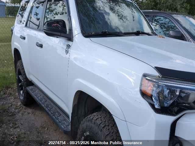 Toyota 4runner Sr5 V6 2015 JTEBU5JR2F5253707 головне зображення