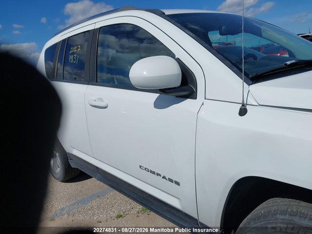 2016 Jeep Compass Sport მანქანა იყიდება აუქციონზე, vin: 1C4NJDAB6GD585602, აუქციონის ნომერი: 20274831