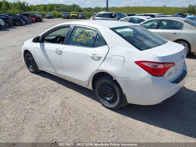 2T1BURHE9JC110571 Toyota COROLLA LE