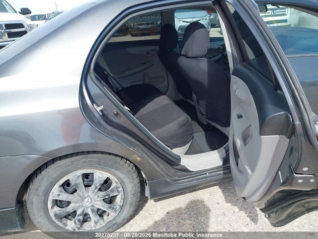 2013 Toyota Corolla Ce მანქანა იყიდება აუქციონზე, vin: 2T1BU4EE9DC047094, აუქციონის ნომერი: 20275237